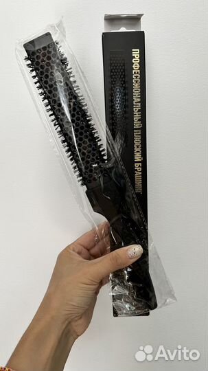 Профессиональные расчески для локонов. Брашинги