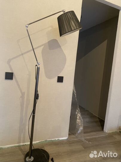 Торшер напольный