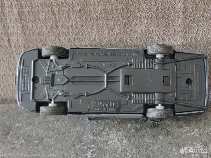 Модель Ford Crown Victoria 1:42 Kinsmart