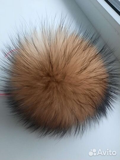 Меховой помпон