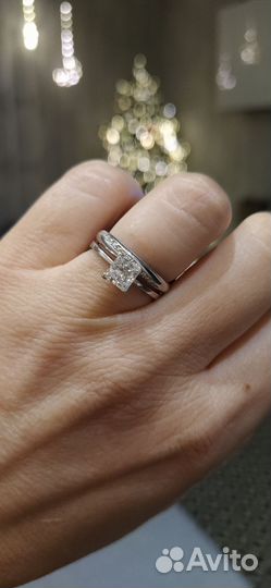 Кольцо с бриллиантом принцесса 0.91 ct.GIA