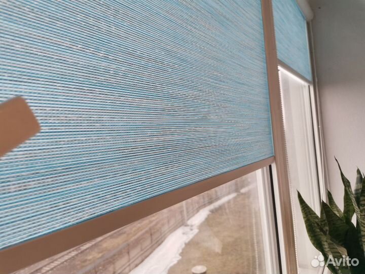 Рулонная штора - Ямайка голубой Уни42