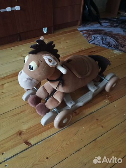 Лошадь игрушка