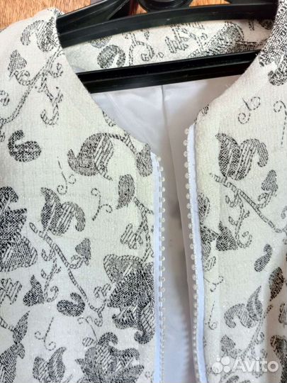 Одежу новую размер 50-52