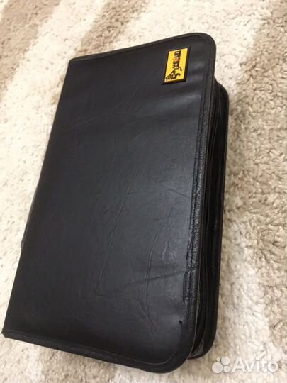 Сумки, футляры, боксы для дисков