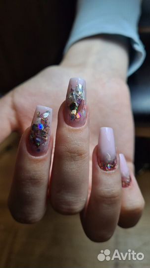 Маникюр и педикюр