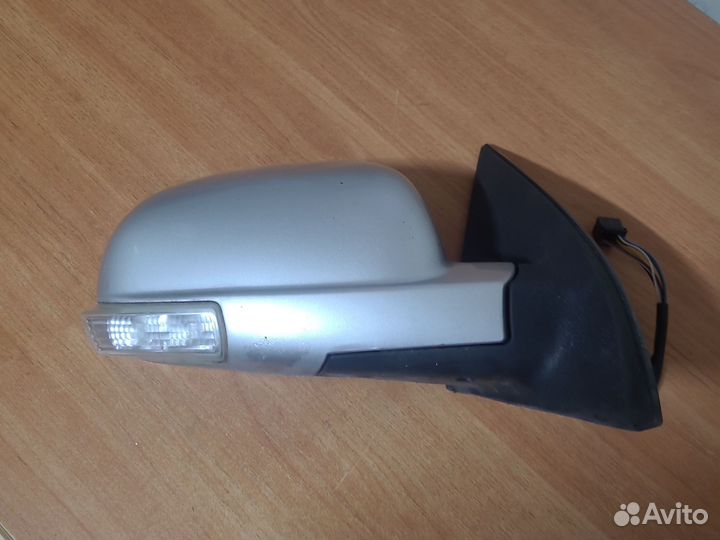 Зеркало правое Джилли Эмгранд ес7