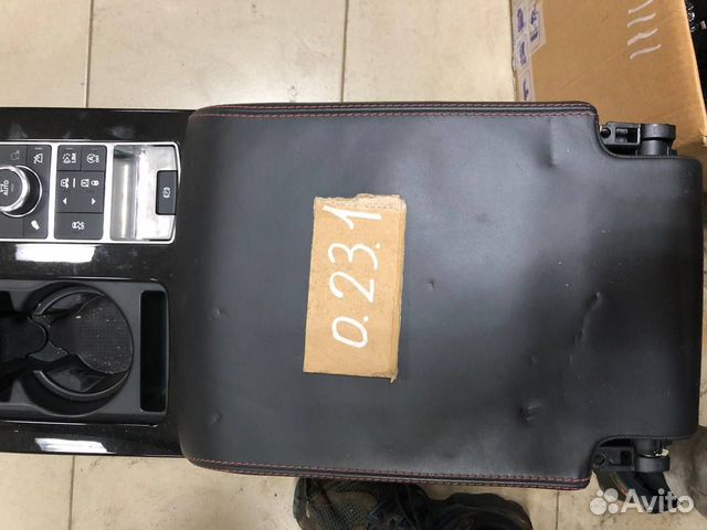 Подлокотник Discovery 5 l462 HSE