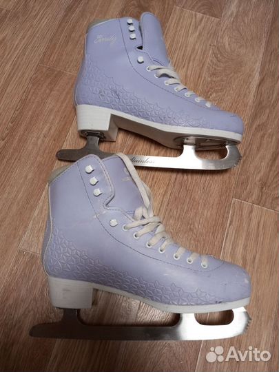 Коньки фигурные 42 Nordway