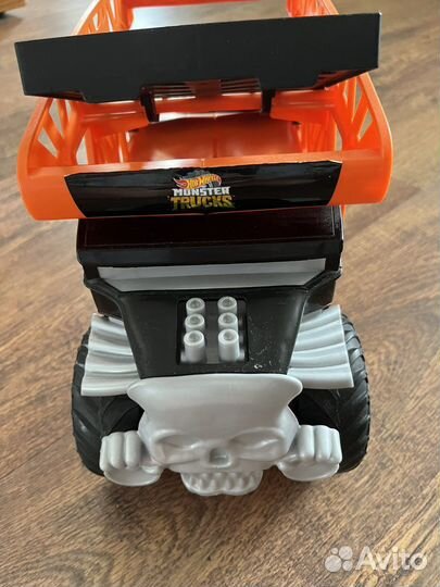 Хот вилс тягач Hot Wheels Monster Trucks