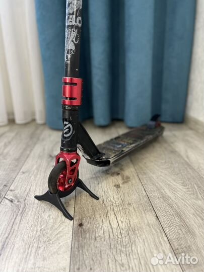 Трюковой самокат oxelo