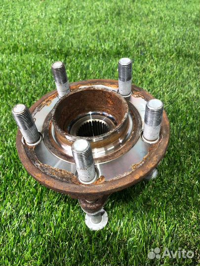 Ступица задняя Ford Mustang 6 2016