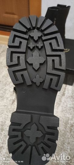 Ботинки женские зимние 38