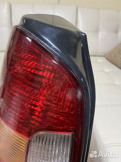 Фонарь левый Hyundai Trajet дорестайлинг 99-04г