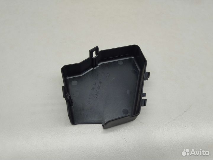 Крышка блока предохранителей Volkswagen Golf MK4