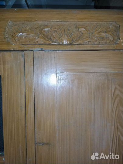 Шкаф старинный антикварный