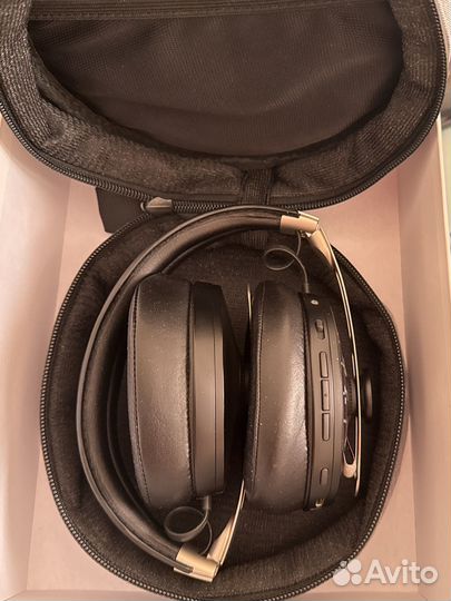 Sennheiser momentum 3