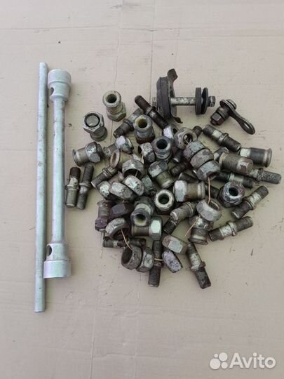 Балонный ключ