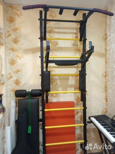 Шведская стенка / Спортивный комплекс