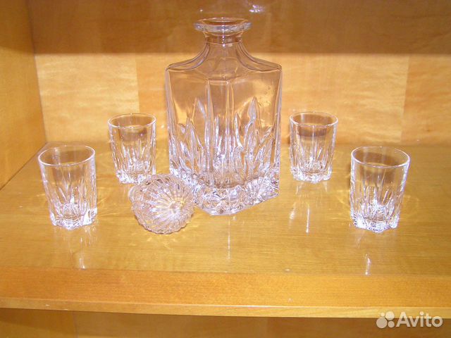 Графин и стопки