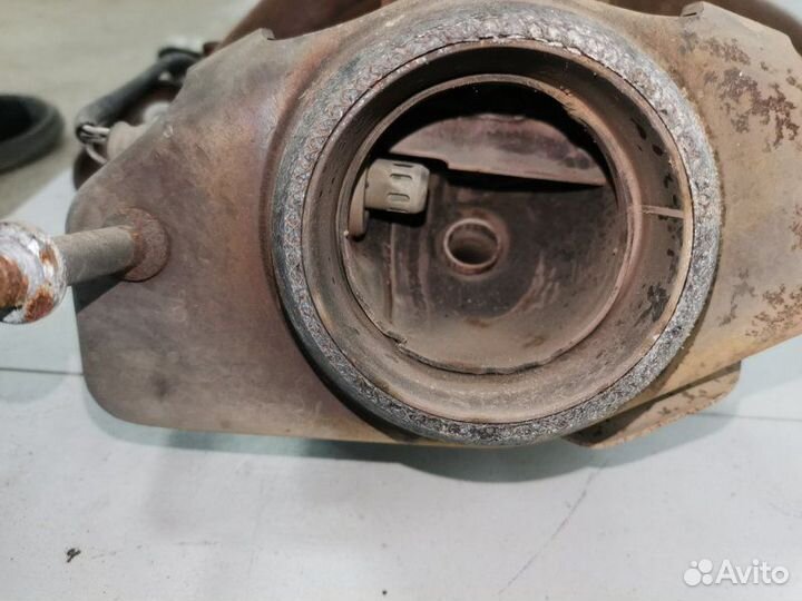 Выпускной коллектор Nissan Note хэтчбек HR15 2008