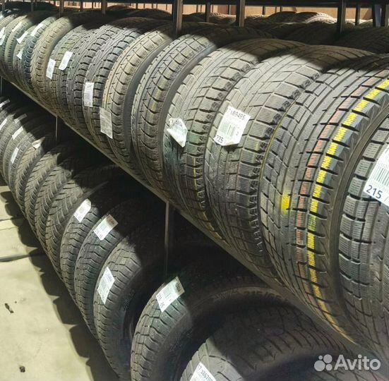 Kumho I'Zen KW27 245/45 R17 M
