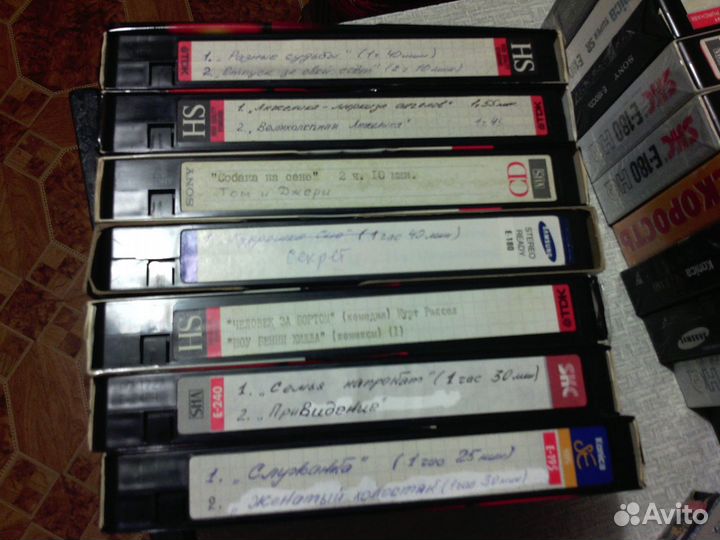 Кассеты видео