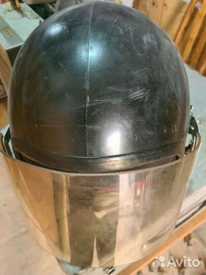 Шлем-каска периода СССР для разгона митингов