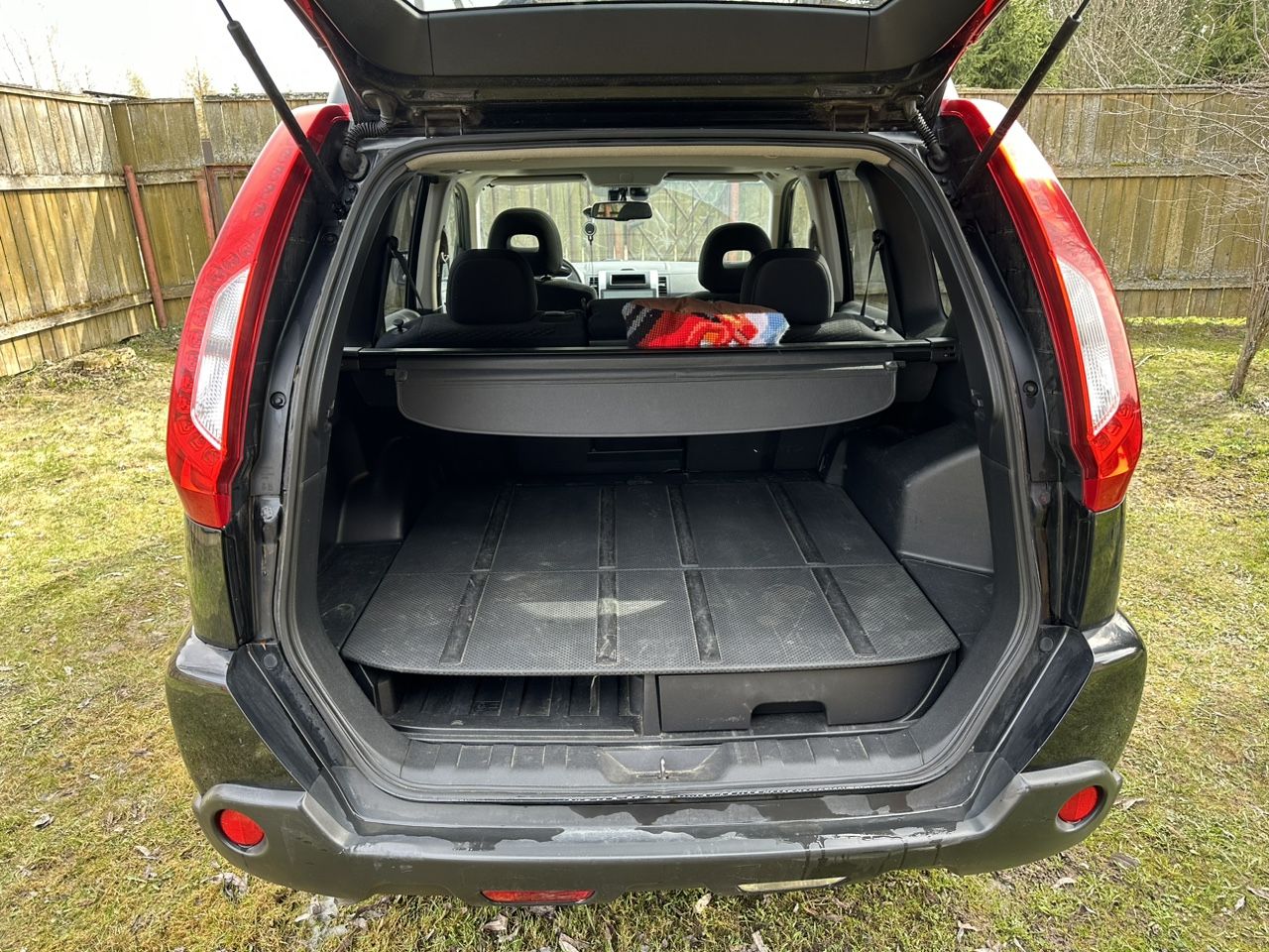Nissan X-Trail: фото владельца
