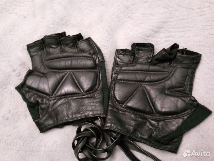 Перчатки для фитнеса Reebok