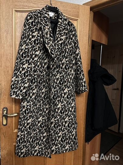 Пальто женское 46 48