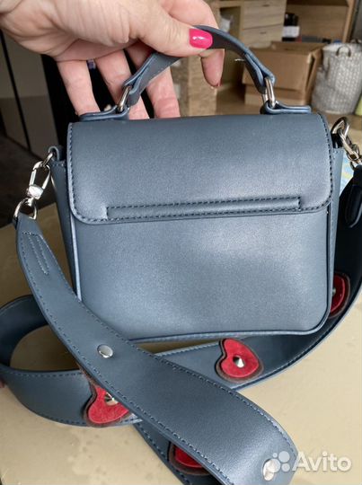 Сумочка маленькая новая