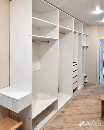 Прихожая новая