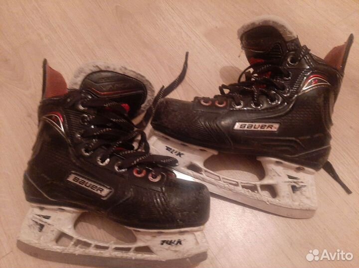 Хоккейные коньки bauer vapor 1x