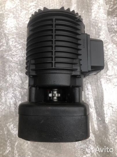 Мотор GZ02-L8/2WA