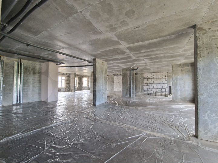 Торговое, офис, ресторан, 672.5 м²