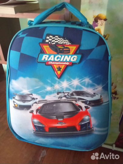 Школьный рюкзак