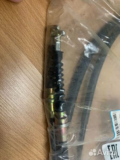 Трос стояночного тормоза RU6A44410CM ruei