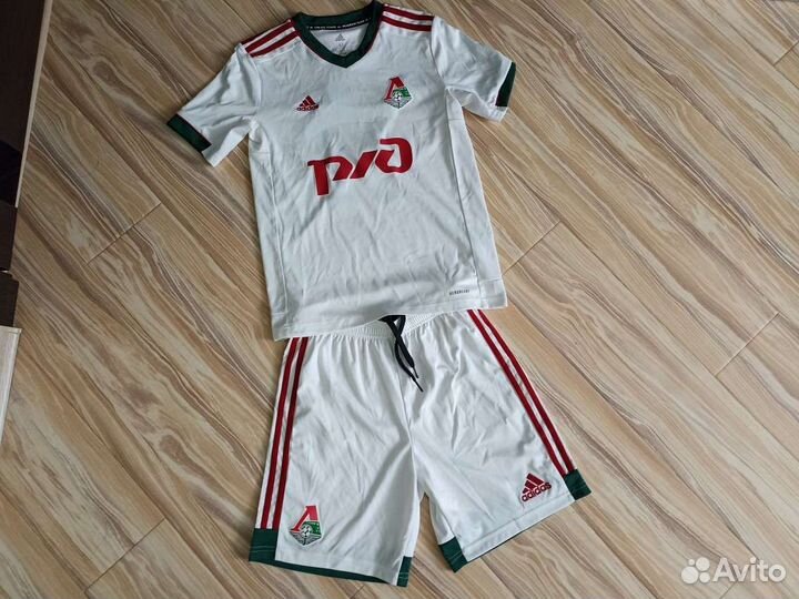 Форма фк локомотив