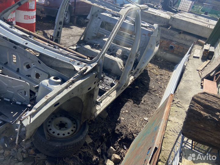 Кузовные детали рено логан 1