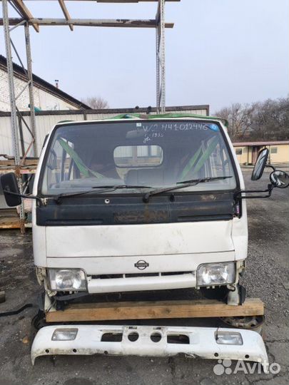 Кабина Nissan Atlas W2H41 BD30 1995