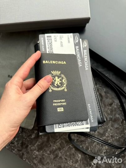 Сумка Balenciaga Passport Waltet (Унисекс)