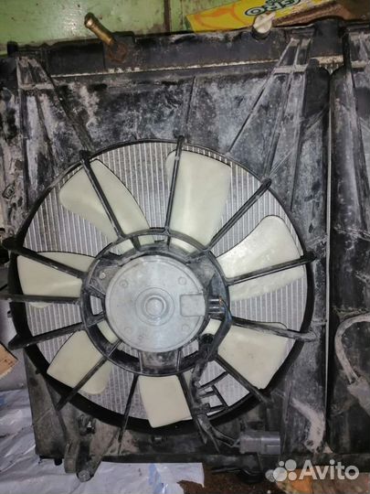 Диффузор радиатора Honda Elysion 2,4