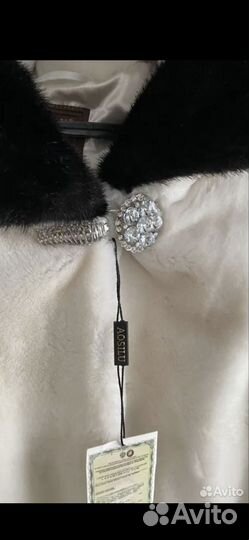 Шуба из эко меха белая