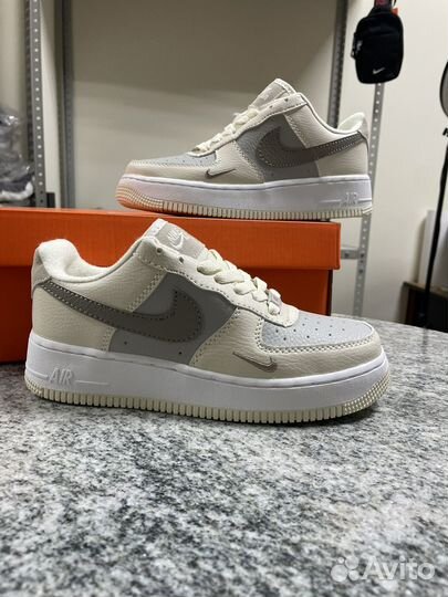 Кроссовки Nike Air Force 1