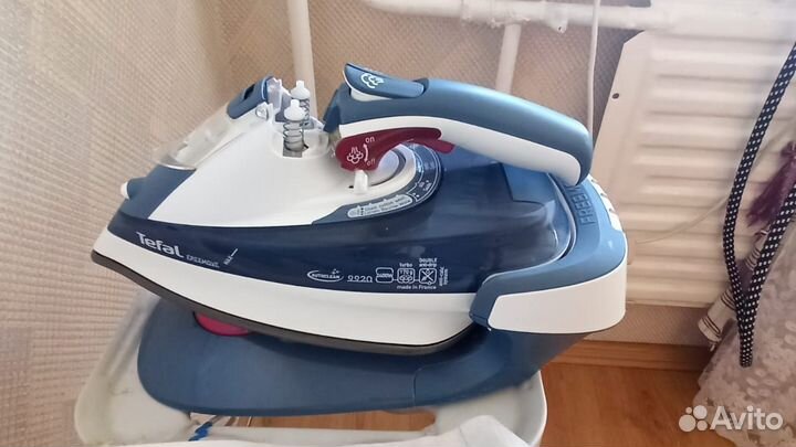 Беспроводной утюг tefal