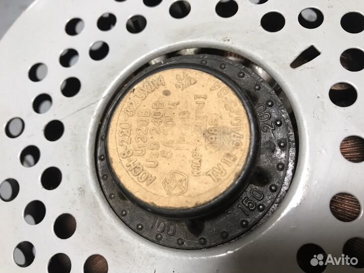 Регулируемый трансформатор (автотрансформатор )