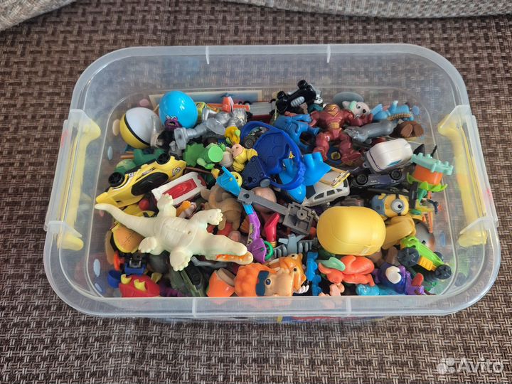 Мелкие игрушки киндеры