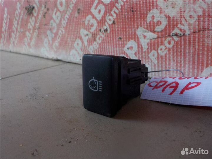 Кнопка омывателя фар Toyota Corolla ADE150 1zrfe