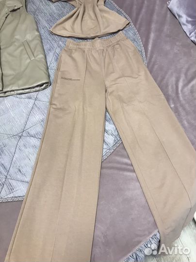 Костюм женский